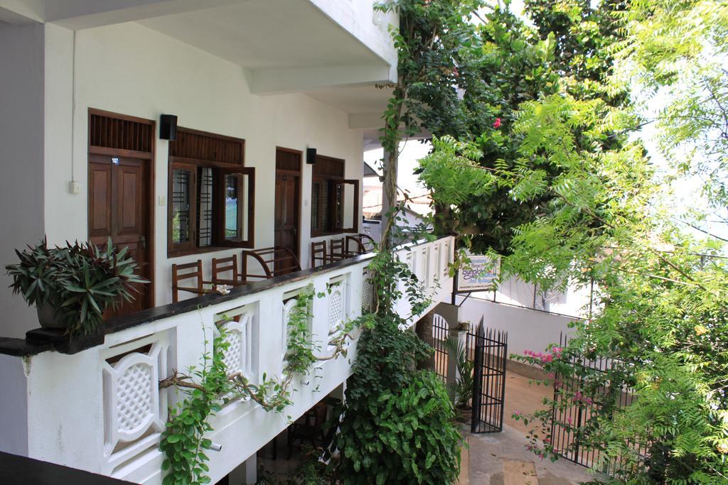 Unawatuna Beach Bungalow - Habitación foto